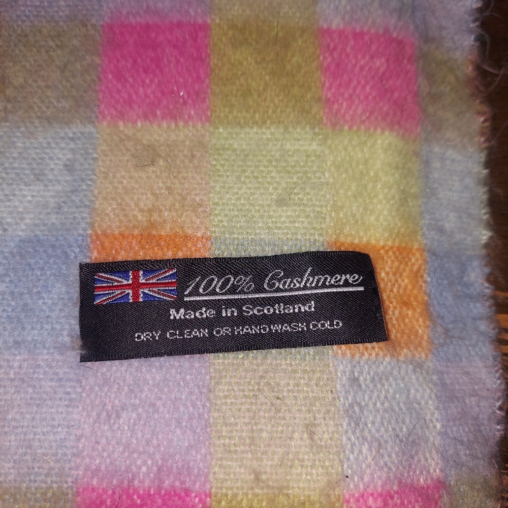 Cashmere scarf